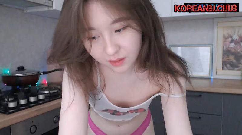 Asian Cam – ac2024852